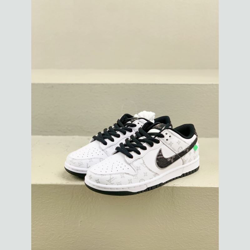 l**is V*t*n sneakers